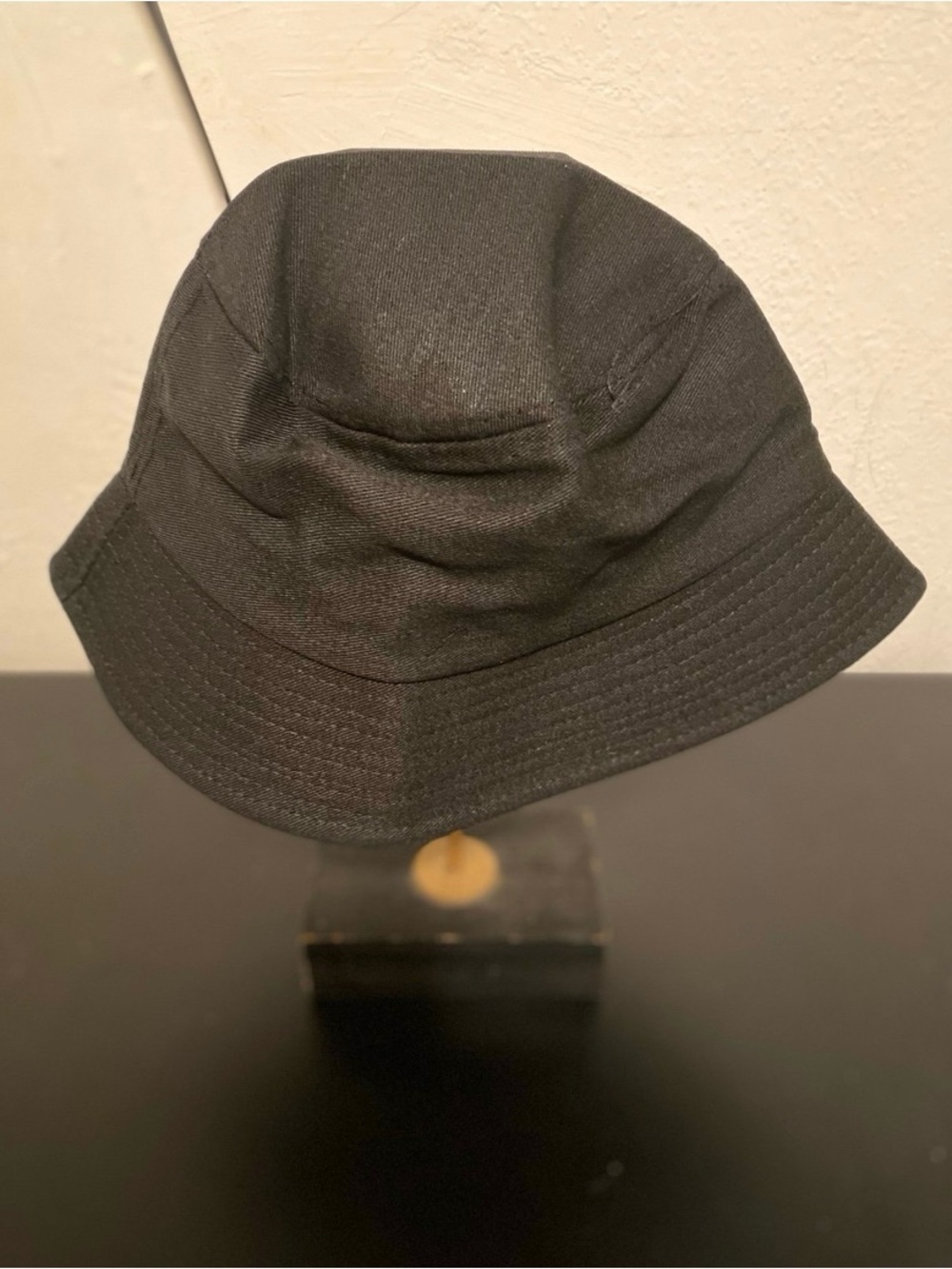 Bucket hat - Picture 3 of 3